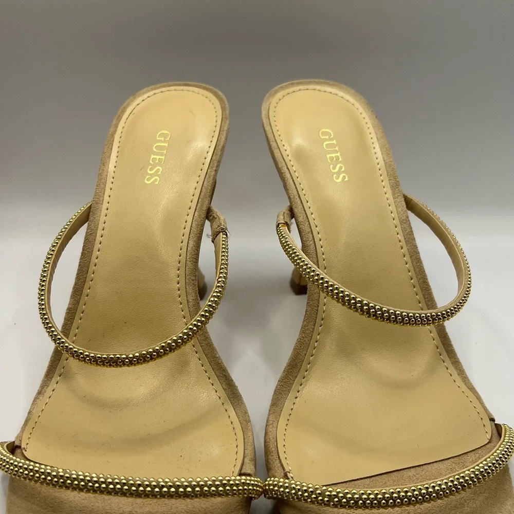 Guess Y GWHabbit sandals NWOB size 9.5
